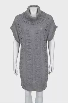Knitted dress with textured pattern