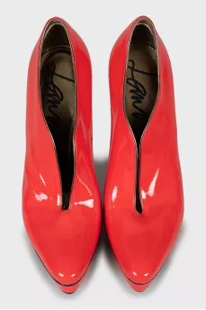 Patent leather ankle boots with stiletto heels
