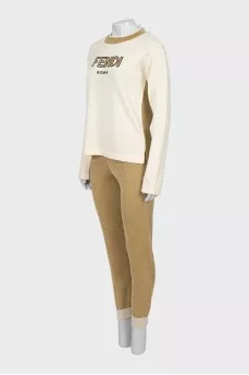 Knitted suit with joggers