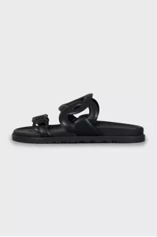 Extra flip flops with tag