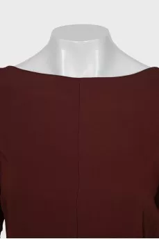 Dress with V-neck on the back