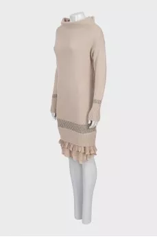 Knitted dress with pleated hem