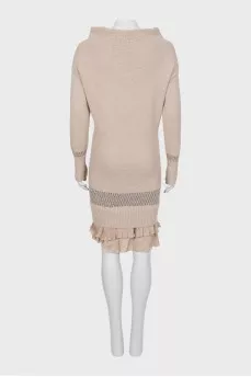 Knitted dress with pleated hem