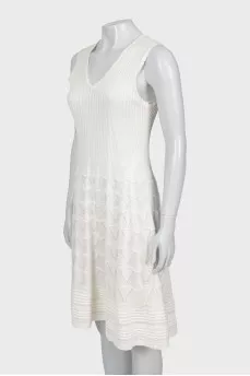 White knitted sleeveless dress