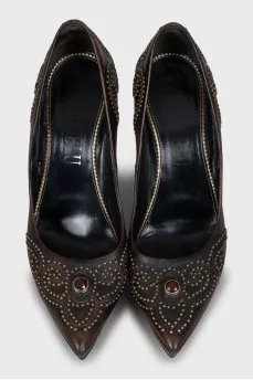 Leather shoes with metal rhinestones