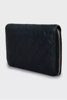 Quilted leather wallet with brand logo
