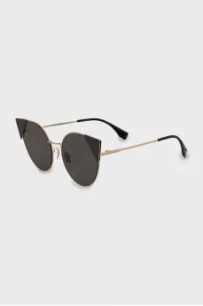 Black cat eye sunglasses