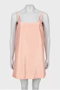 Loose dress with straps