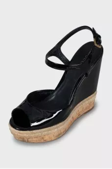 Leather sandals with patent wedges