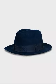 Felt hat with embroidered logo