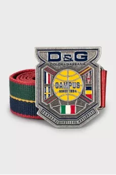 Textile belt with massive buckle