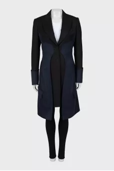 Two-tone fitted coat