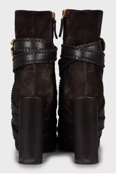 Suede ankle boots with straps