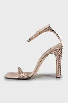 Shiny suede sandals
