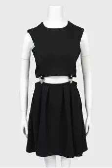 Sleeveless black dress