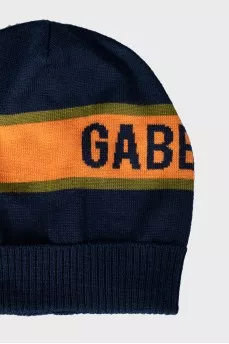 Knitted hat with branded print