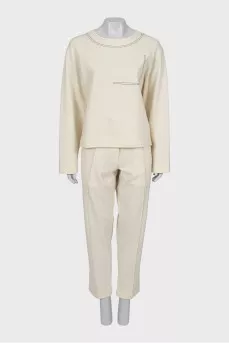 Wool suit with contrasting seams