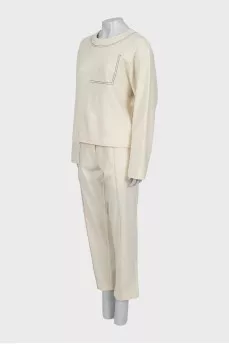 Wool suit with contrasting seams