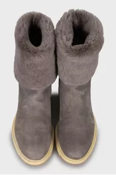 Insulated boots with zip