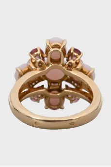 Flower shaped diamond ring