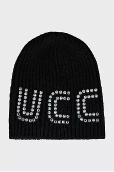Woolen hat decorated with rhinestones