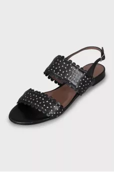 Leather sandals with perforated pattern