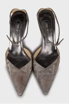 Pointed toe leather shoes