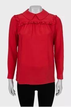 Loose fit blouse with ruffles