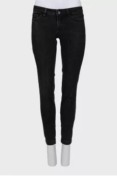 Черные джинсы skinny fit на низкой посадке