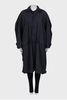 Oversized coat with print on the back
