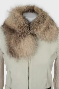 Cardigan with zip and fur collar