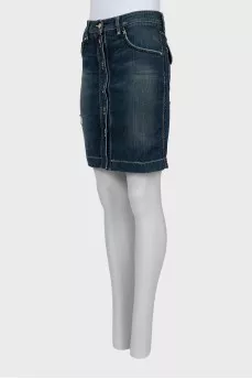 Denim skirt with patch pockets