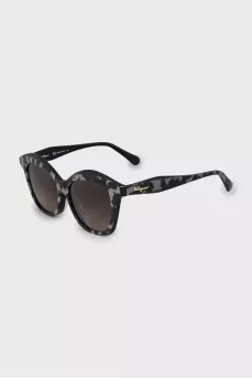 Black and white printed sunglasses