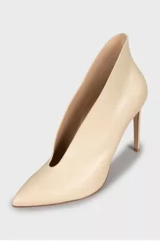 Beige leather shoes