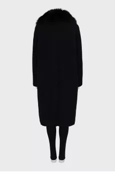Wool coat with fur on the lapels
