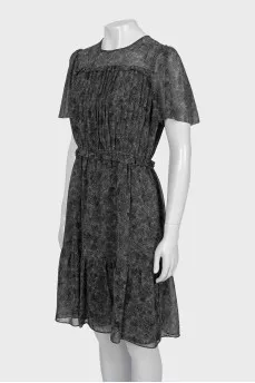 Fitted dress in animal print