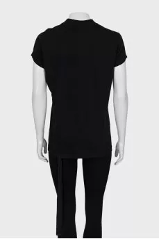 Black T-shirt with text print