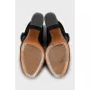 Suede shoes with floral embroidery