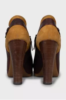 Ankle boots with heels and rubber toe