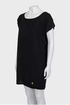Knitted dress with a loose fit