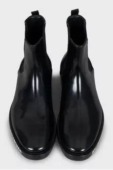 Chelsea boots with logo on the sole