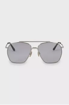 Sunglasses with metal frame
