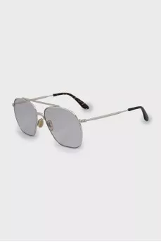 Sunglasses with metal frame