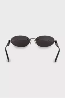 Oval sunglasses with logo
