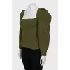 Green sweater with voluminous sleeves