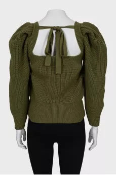 Green sweater with voluminous sleeves
