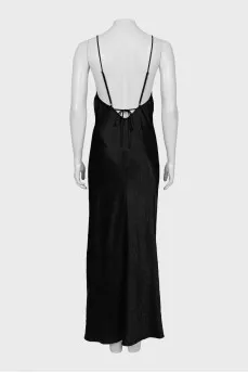 Dress with keychains and a slit