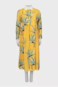 Printed dress with contrast collar