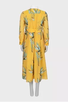 Printed dress with contrast collar