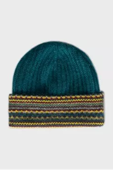 Knitted set of hat and gloves